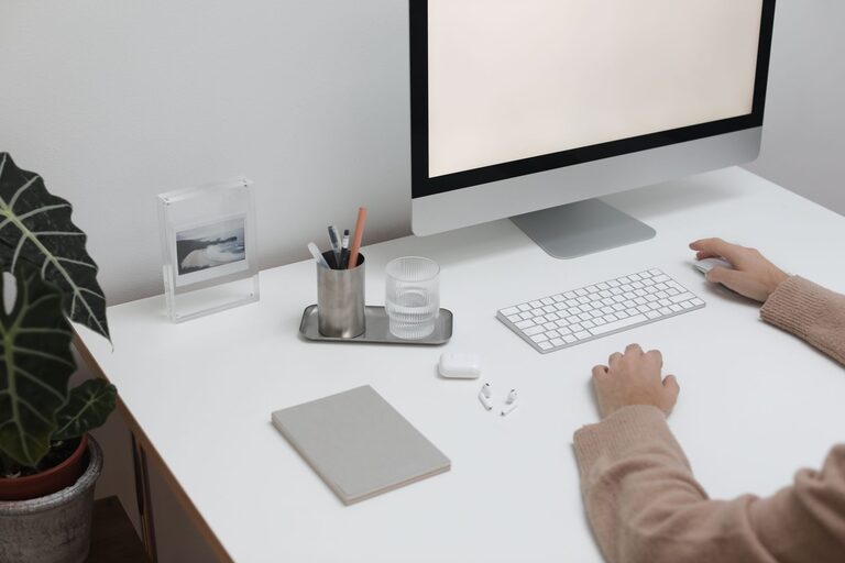 How to Declutter Your Digital Life for Greater Focus and Calm